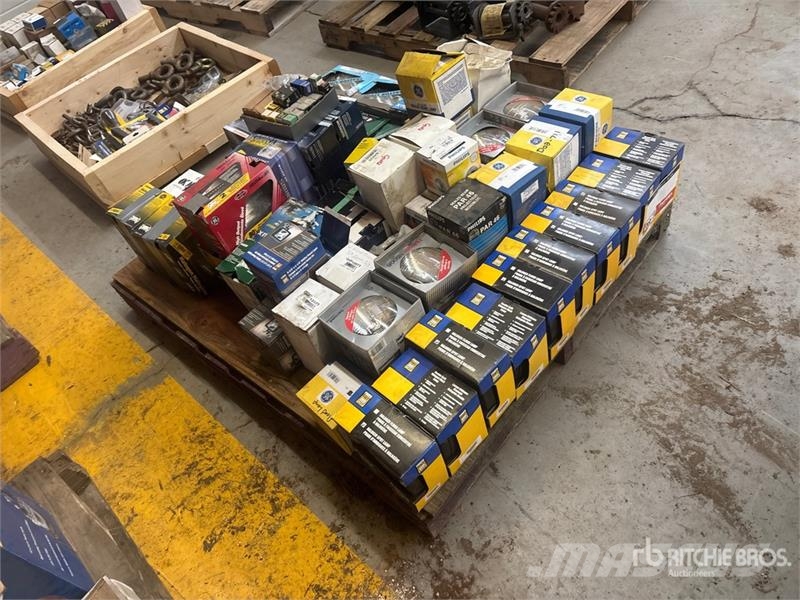 Quantity of Assorted Lights & Lamps (Unused) Drugi deli