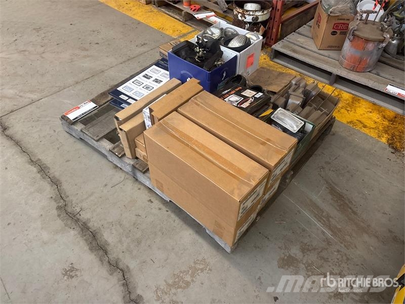 Quantity of Assorted LED Lights (Unused) Transportes - Outros