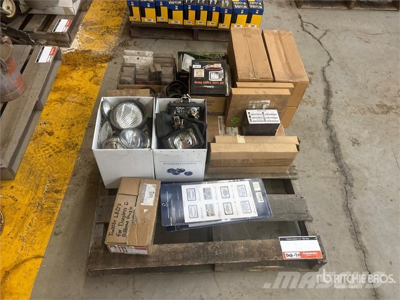 Quantity of Assorted LED Lights (Unused) Transportes - Outros