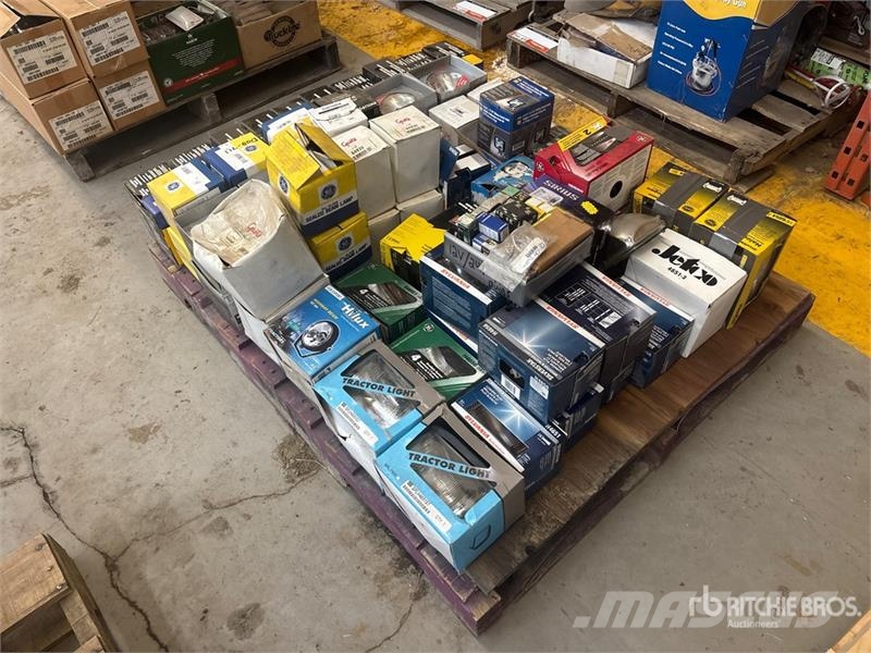 Quantity of Assorted Lights & Lamps (Unused) Drugi deli