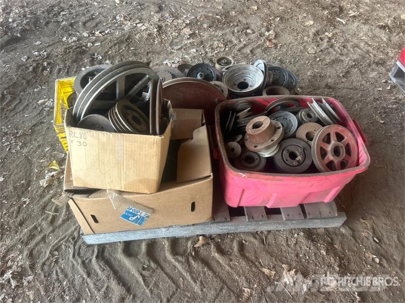 Quantity of Assorted Pulleys & Sheaves Andre komponenter