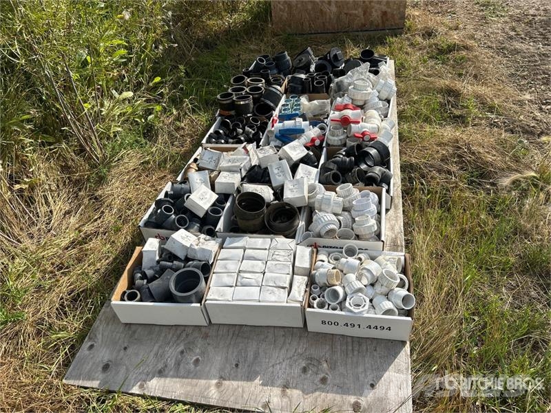 Quantity of Assorted PVC & Poly Irrigation Fitting Drugi deli