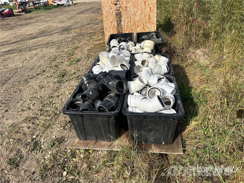 Quantity of Assorted PVC & Poly Pipe Fittings Drugi deli