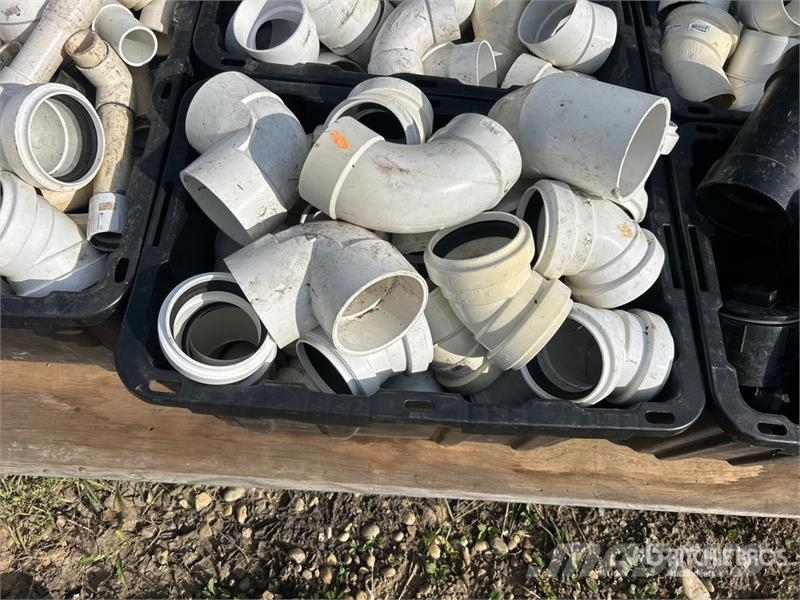 Quantity of Assorted PVC & Poly Pipe Fittings Drugi deli