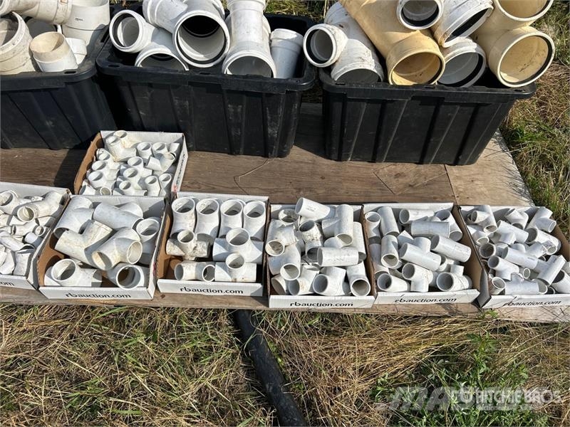 Quantity of Assorted PVC & Poly Pipe Fittings Drugi deli