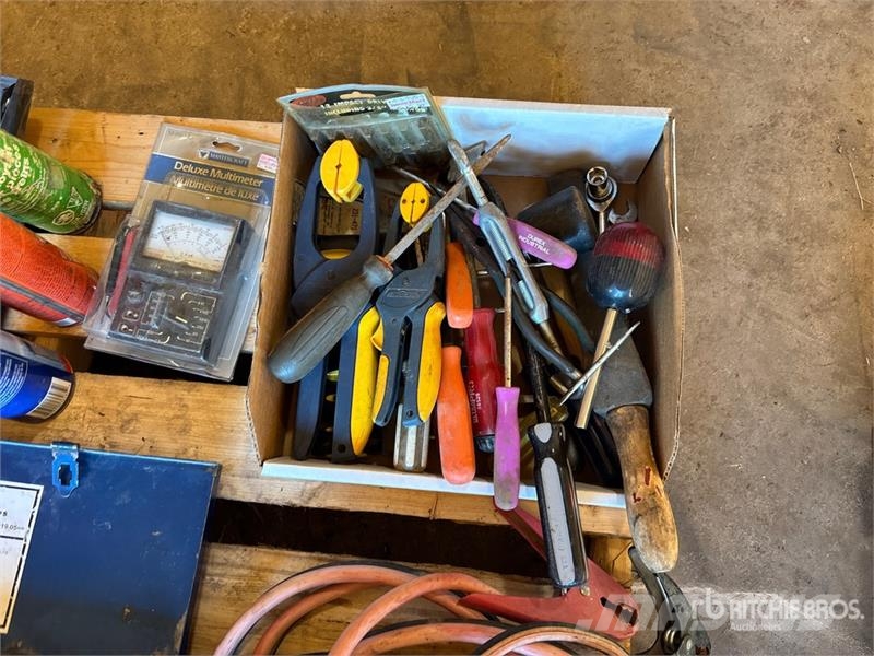 Quantity of Assorted Shop Tools Kiti naudoti statybos komponentai