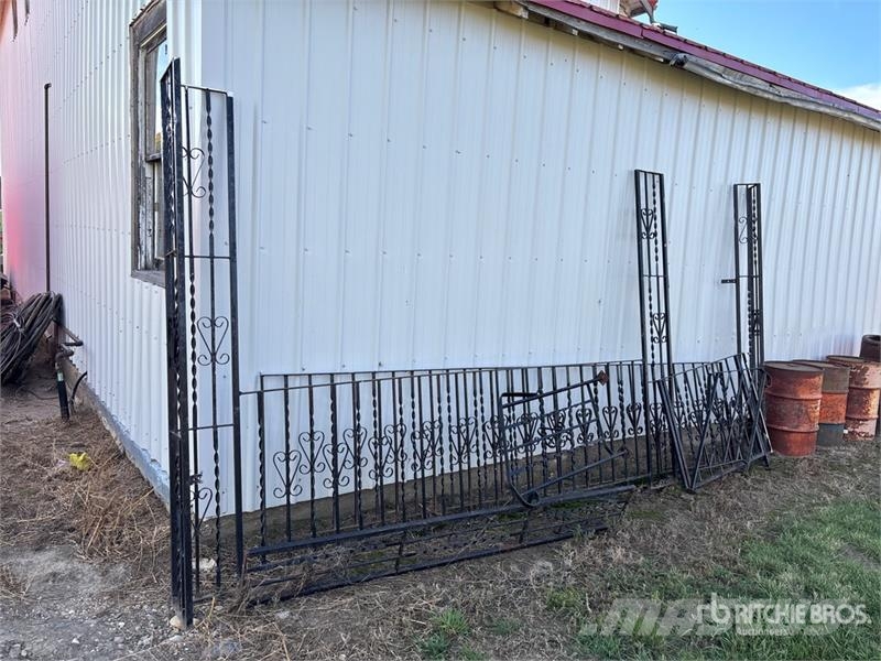 Quantity of Assorted Steel Railings Andere Zubehörteile