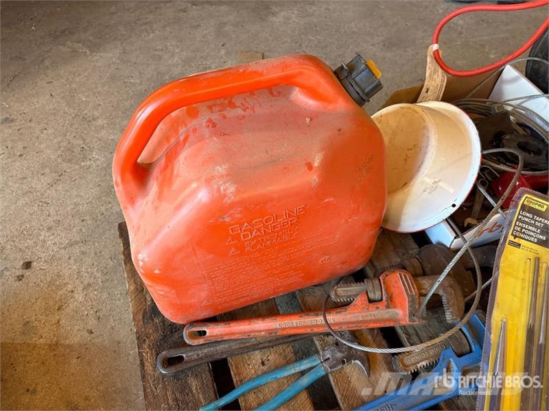 Quantity of Assorted Shop Tools Kiti naudoti statybos komponentai