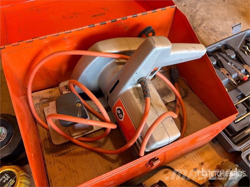  Quantity of Assorted Shop Tools Egyéb alkatrészek