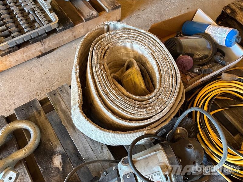 Quantity of Assorted Shop Tools Drugi deli