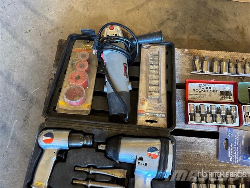 Quantity of Assorted Shop Tools Kiti naudoti statybos komponentai