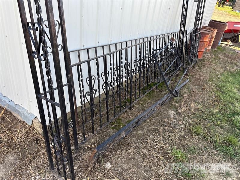 Quantity of Assorted Steel Railings Andere Zubehörteile