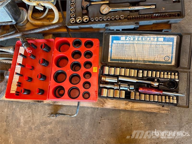  Quantity of Assorted Shop Tools Egyéb alkatrészek