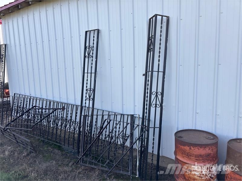Quantity of Assorted Steel Railings Andere Zubehörteile