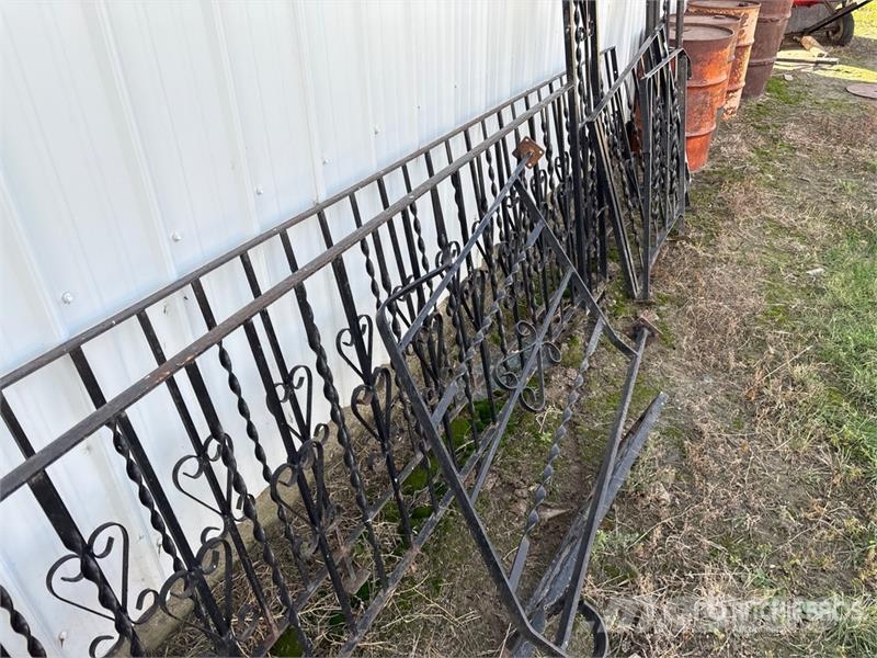 Quantity of Assorted Steel Railings Andere Zubehörteile