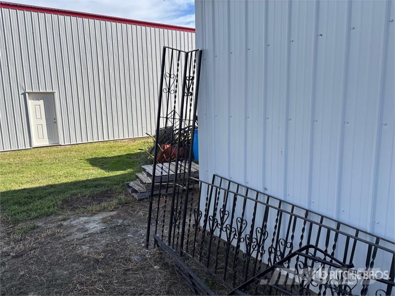 Quantity of Assorted Steel Railings Andere Zubehörteile