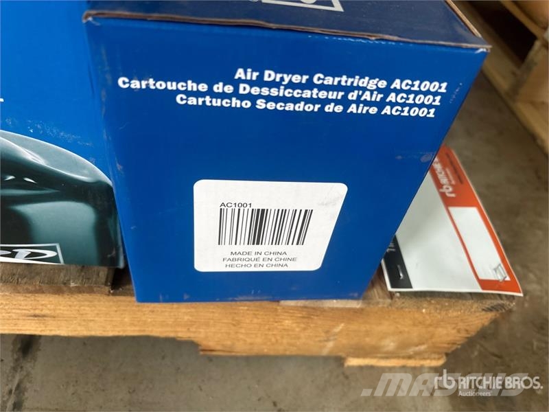  Quantity of Assorted Truck Parts (Unused) Transportes - Outros
