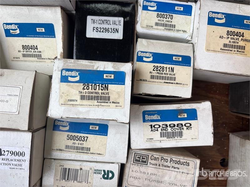 Quantity of Assorted Valves (Unused) Transportes - Outros