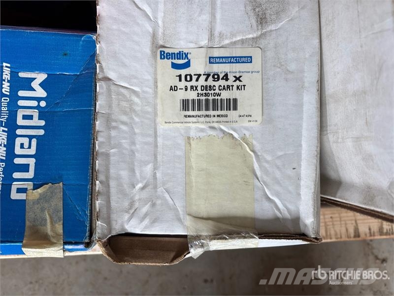 Quantity of Assorted Valves & Kits (Unused) Transportes - Outros