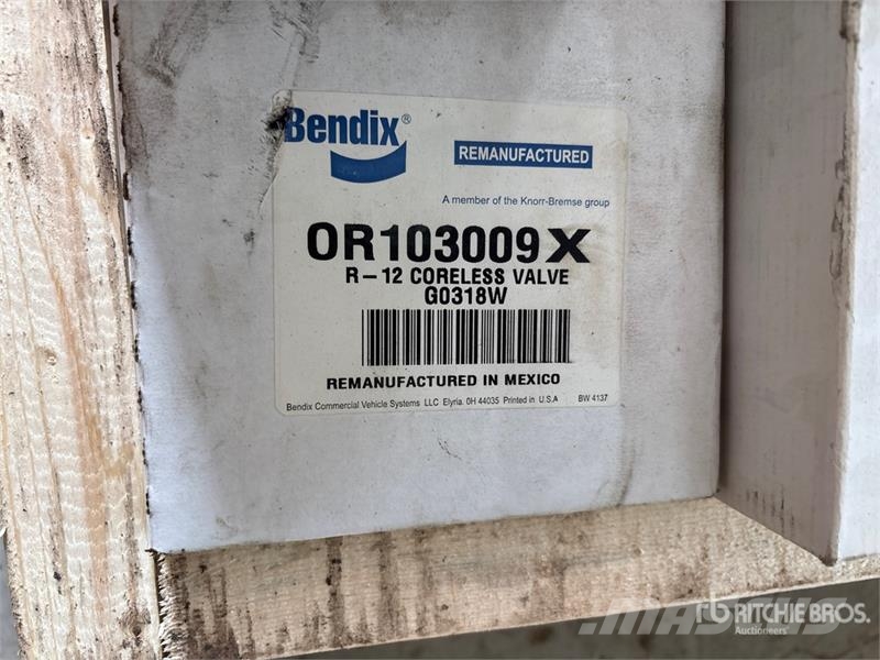 Quantity of Assorted Valves & Kits (Unused) Transportes - Outros