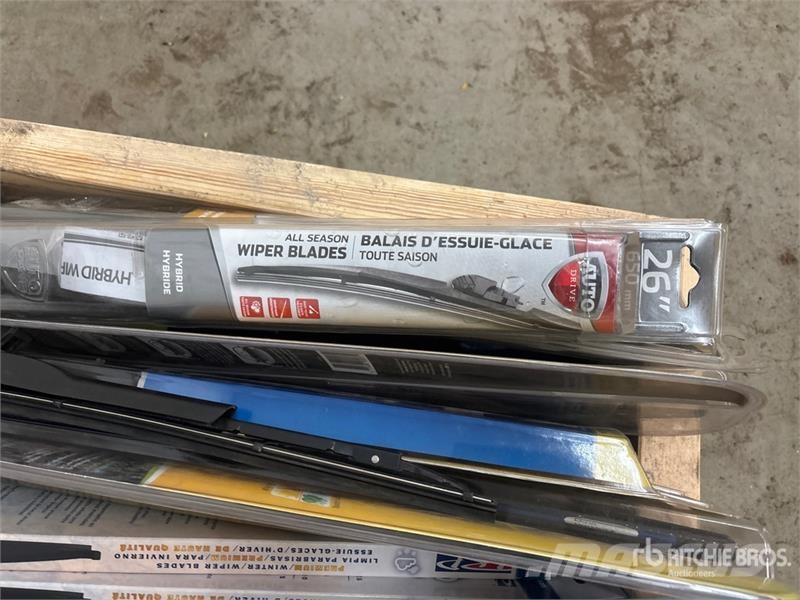 Quantity of Assorted Wiper Blades (Unused) Transportes - Outros