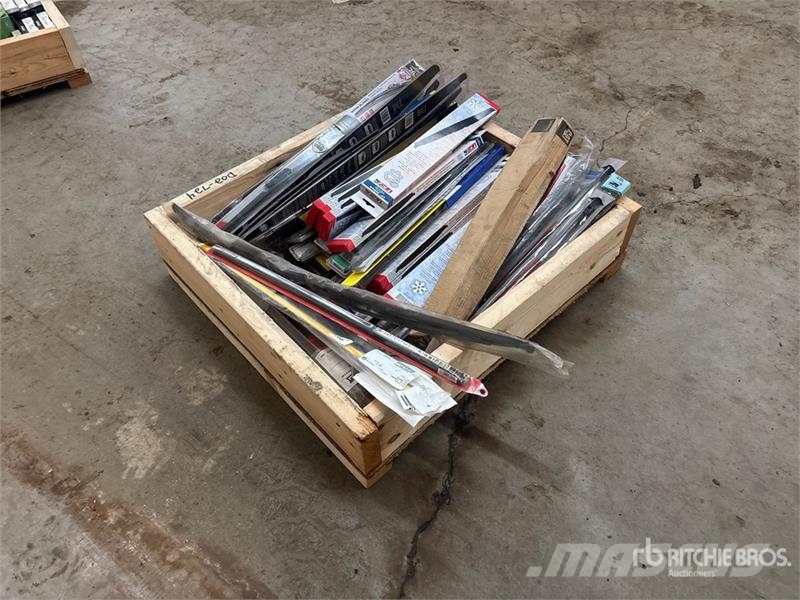 Quantity of Assorted Wiper Blades (Unused) Transportes - Outros