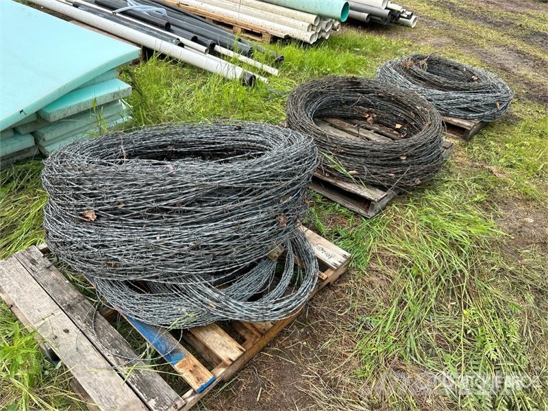 Quantity of Barbed Wire Строителство - Други