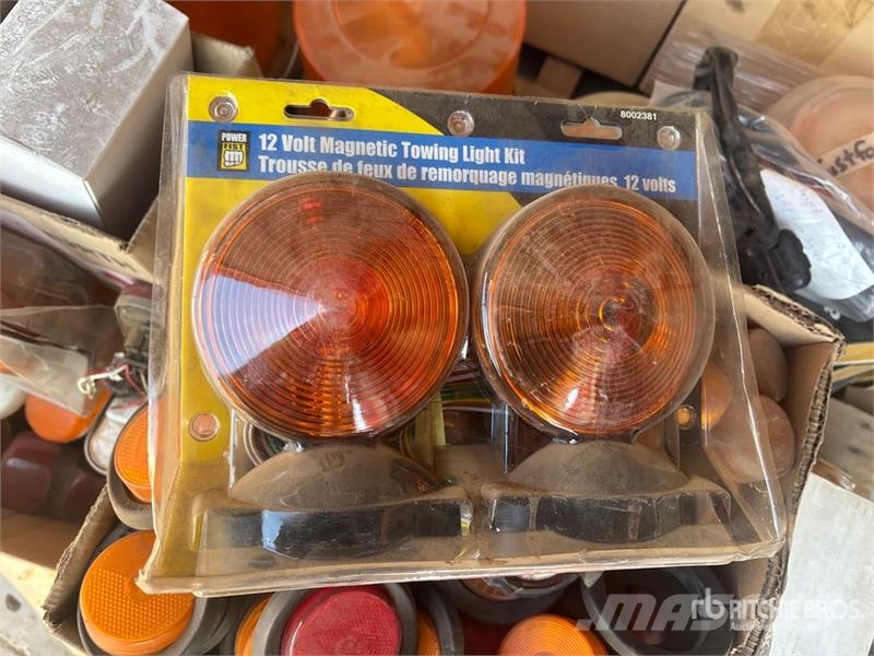 Quantity of Beacon Lights (Unused) Transportes - Outros
