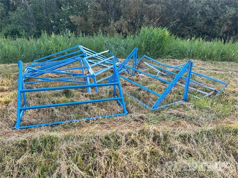 Quantity of Blue Safety Rails Строителство - Други