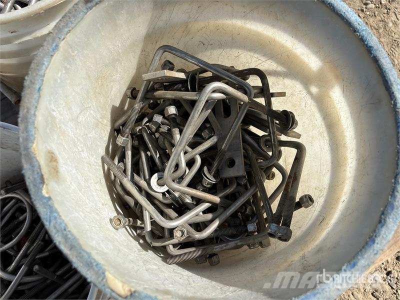  Quantity of Bolts Drugi deli