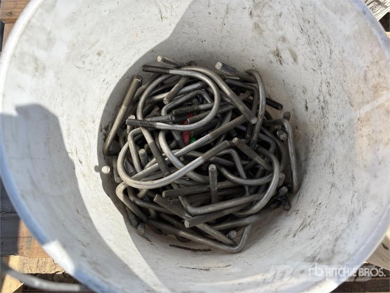  Quantity of Bolts Drugi deli