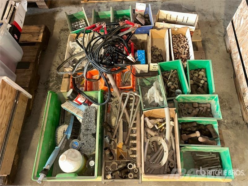 Quantity of Bolts Nuts, Couplings & Jumper Cable 其他組件
