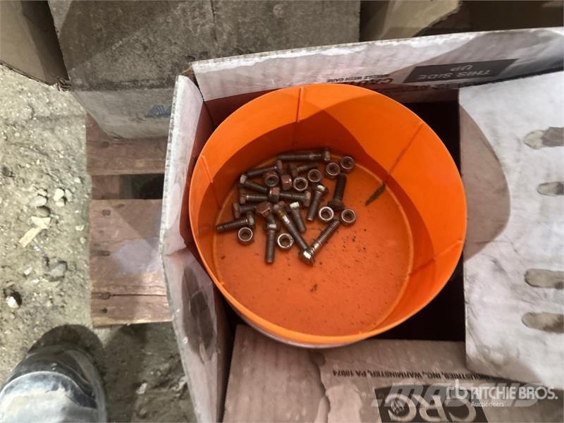 Quantity of Bolts & Screws Ďalšie komponenty