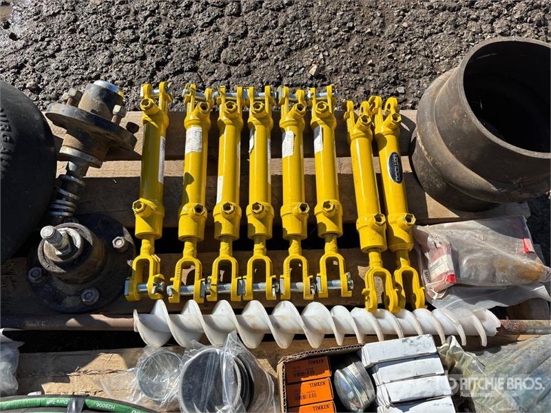 Quantity of Bourgault Air Drill Parts Egyéb alkatrészek