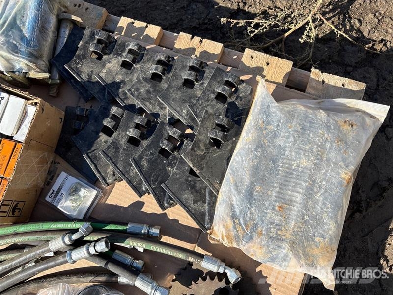 Quantity of Bourgault Air Drill Parts Egyéb alkatrészek