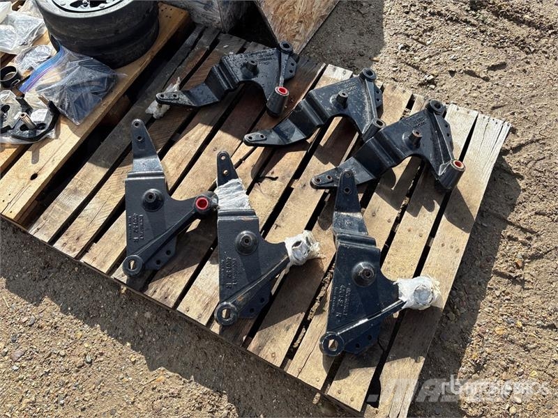 Quantity of Bourgault 3710 Air Drill Parts Andre komponenter