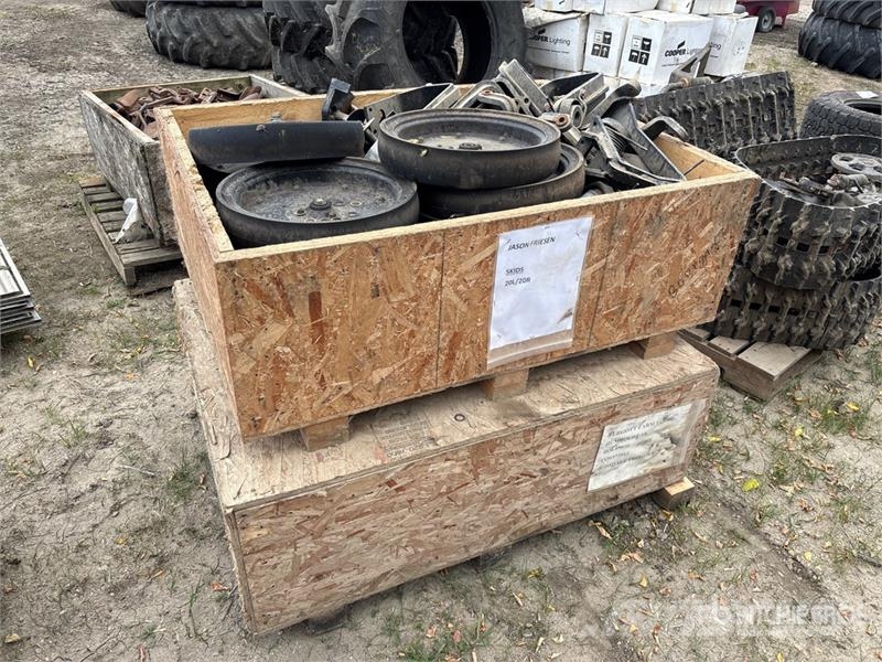 Quantity of Bourgault 3320 Air Drill Parts Andre komponenter