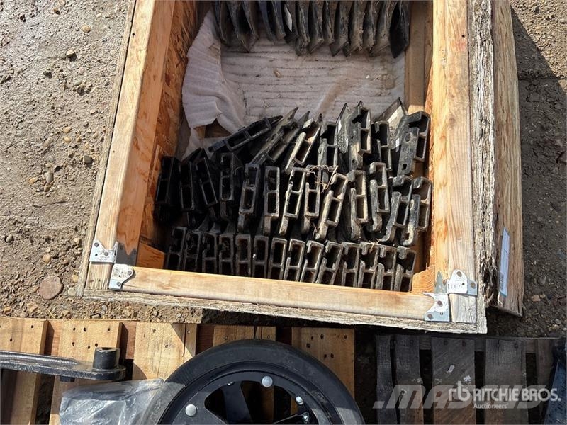Quantity of Bourgault 3710 Air Drill Parts Andre komponenter