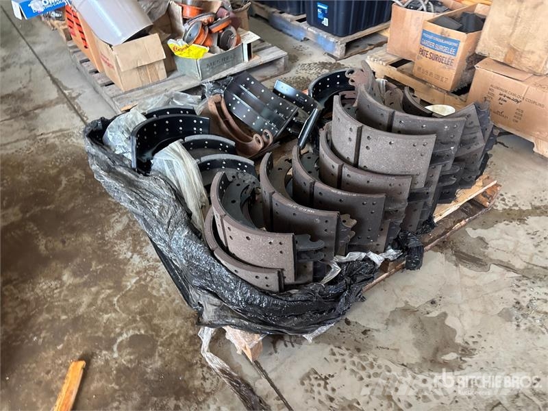 Quantity of Brake Pads (Unused) Transportes - Outros
