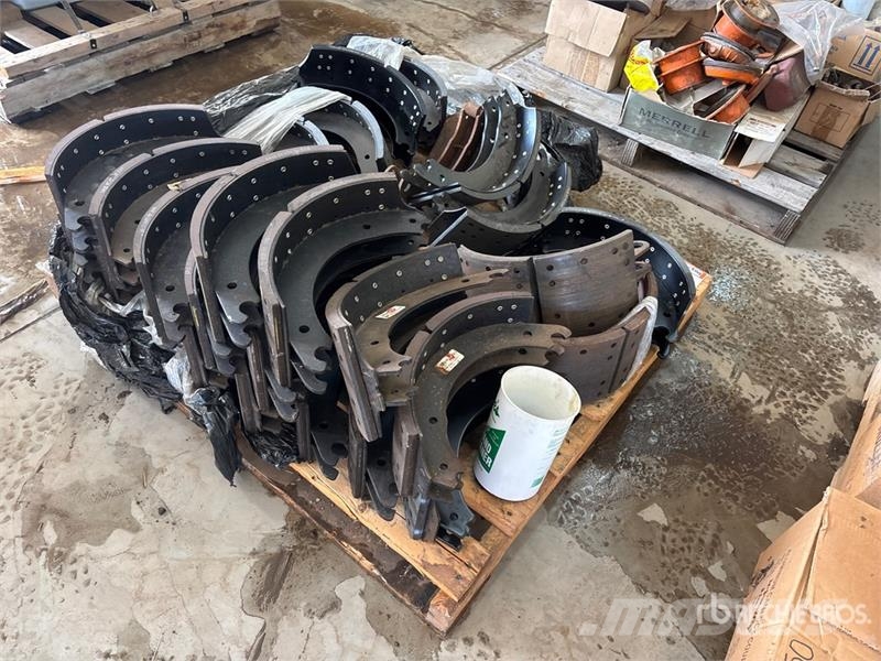  Quantity of Brake Pads (Unused) Transportes - Outros
