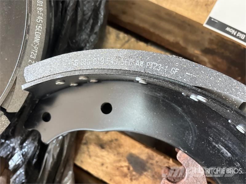  Quantity of Brake Pads (Unused) Transportes - Outros
