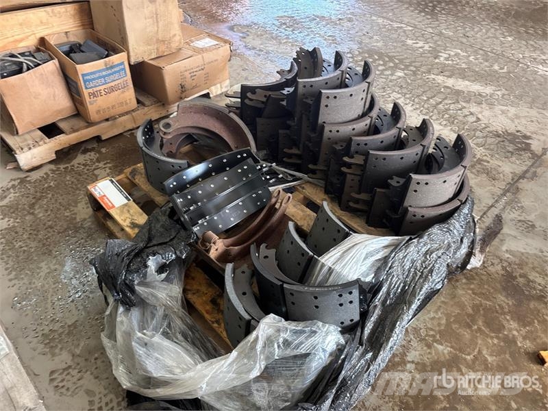  Quantity of Brake Pads (Unused) Transportes - Outros
