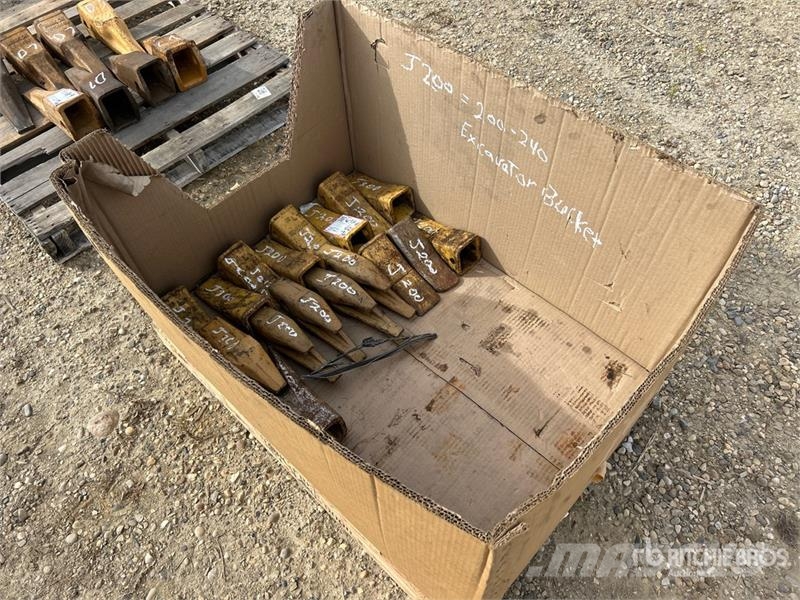 Quantity of Bucket Teeth - Fits 200 Series Ďalšie komponenty