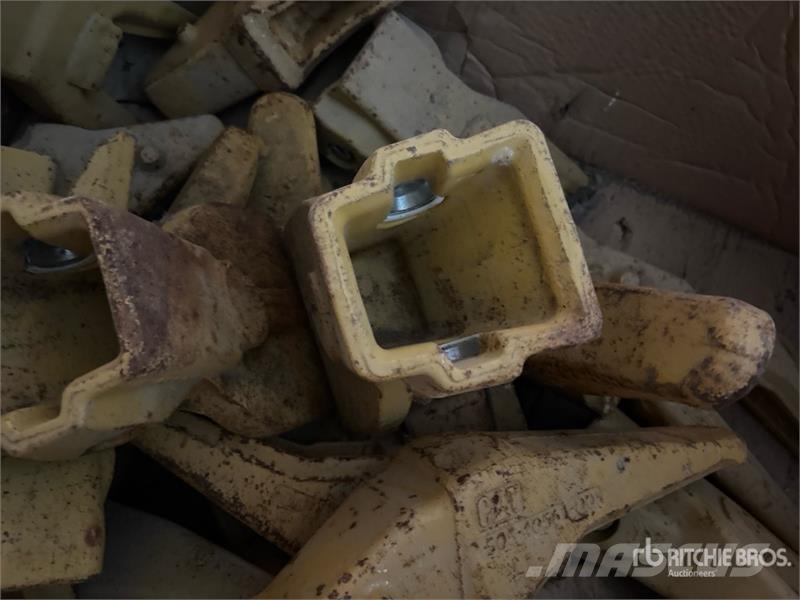 Quantity of Bucket Teeth Andre komponenter