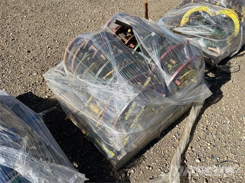 Quantity of Cage Clamps Processing Equipment