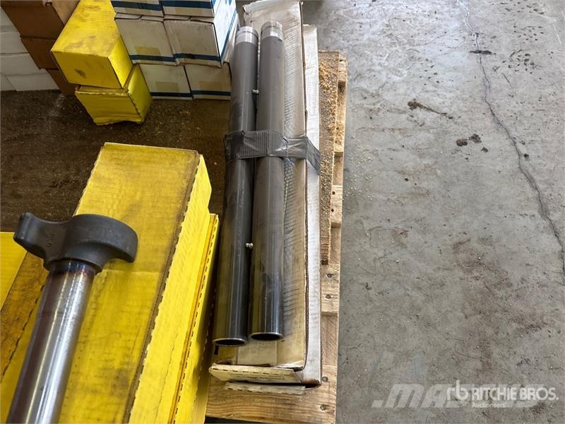  Quantity of Camshafts & Kits (Unused) Transportes - Outros
