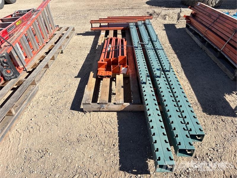 Quantity of Cantilever Shelving Altri componenti