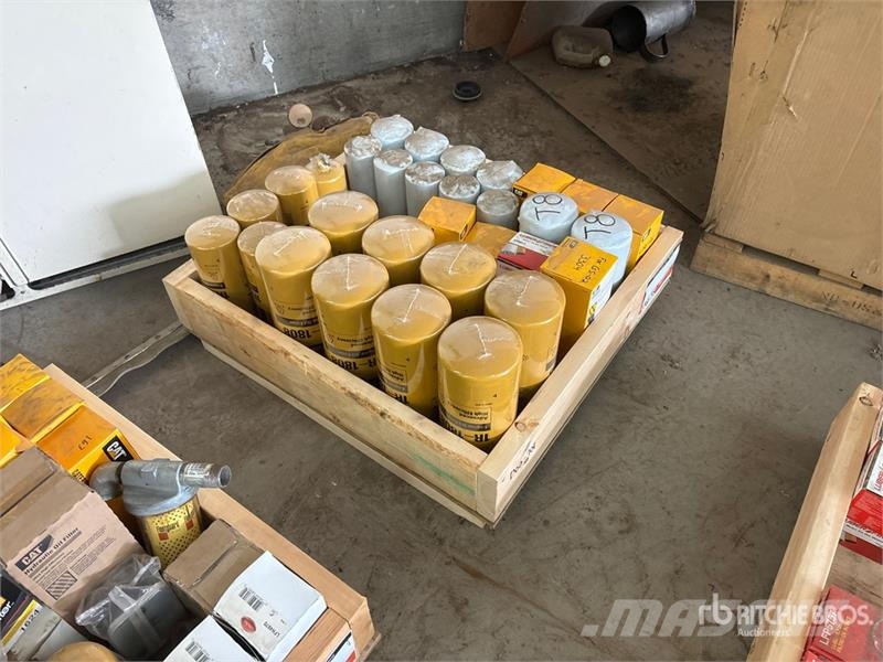 Quantity of Cat Oil Filters (Unused) Ďalšie komponenty