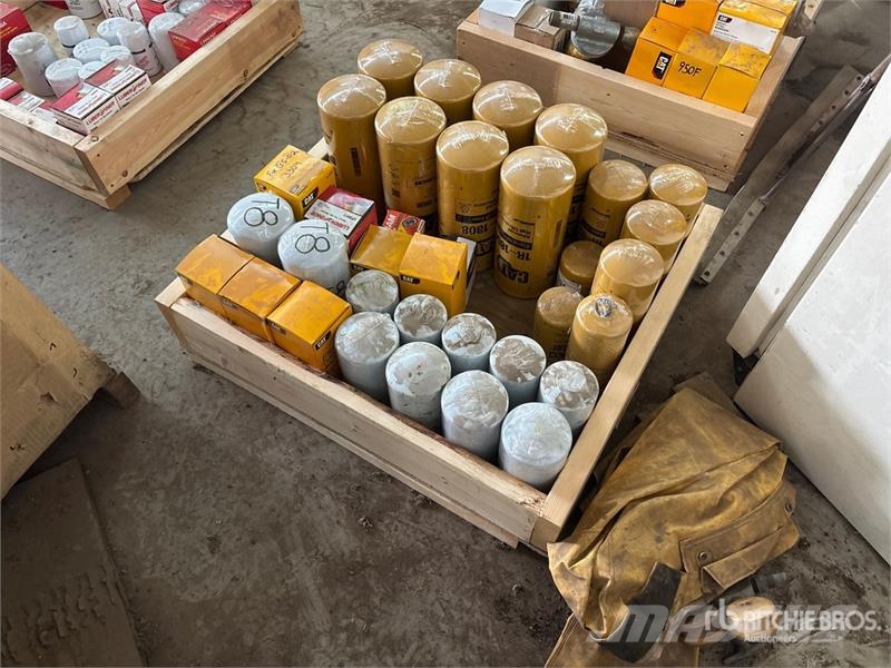 Quantity of Cat Oil Filters (Unused) Ďalšie komponenty
