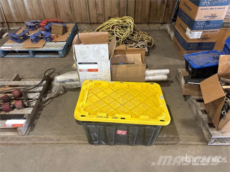 Quantity of Caution Tape, Garbage Bags, Rope, Rags Drugi deli